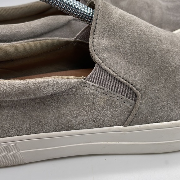 Steve Madden Slip on Sneaker Grey Leather Style:  Gills Sz 8 - Picture 3 of 7